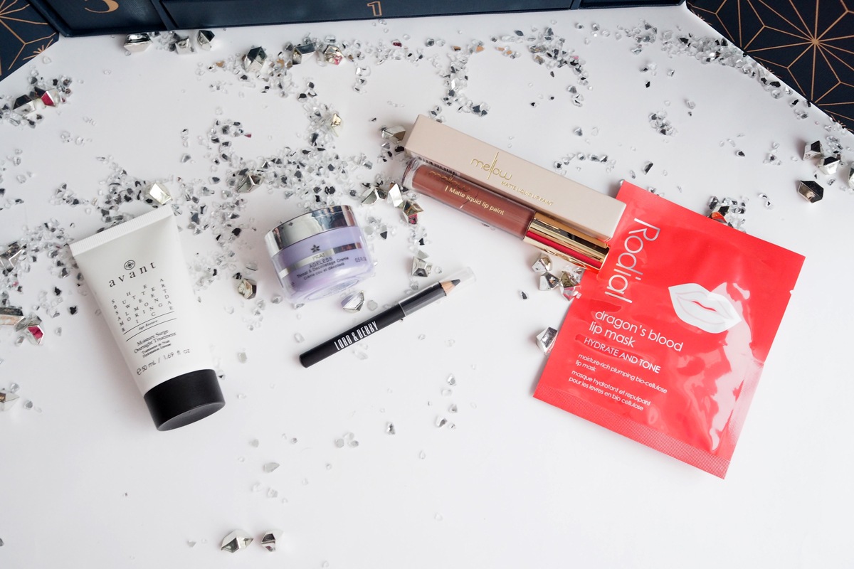 lookfantastic joulukalenterin luukkujen 11-15 sisällöt.