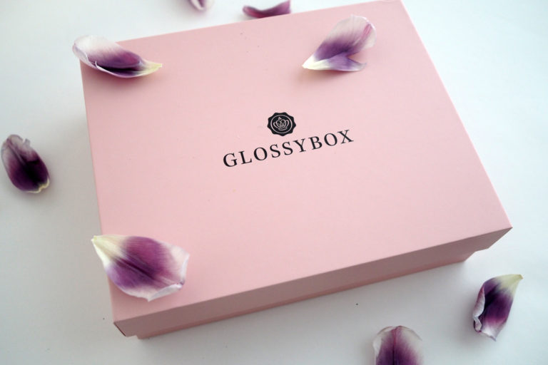 Maaliskuun Pretty Pleasure Glossybox 2021
