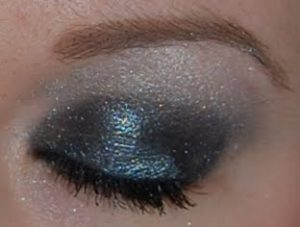 Smokey eyes meikki
